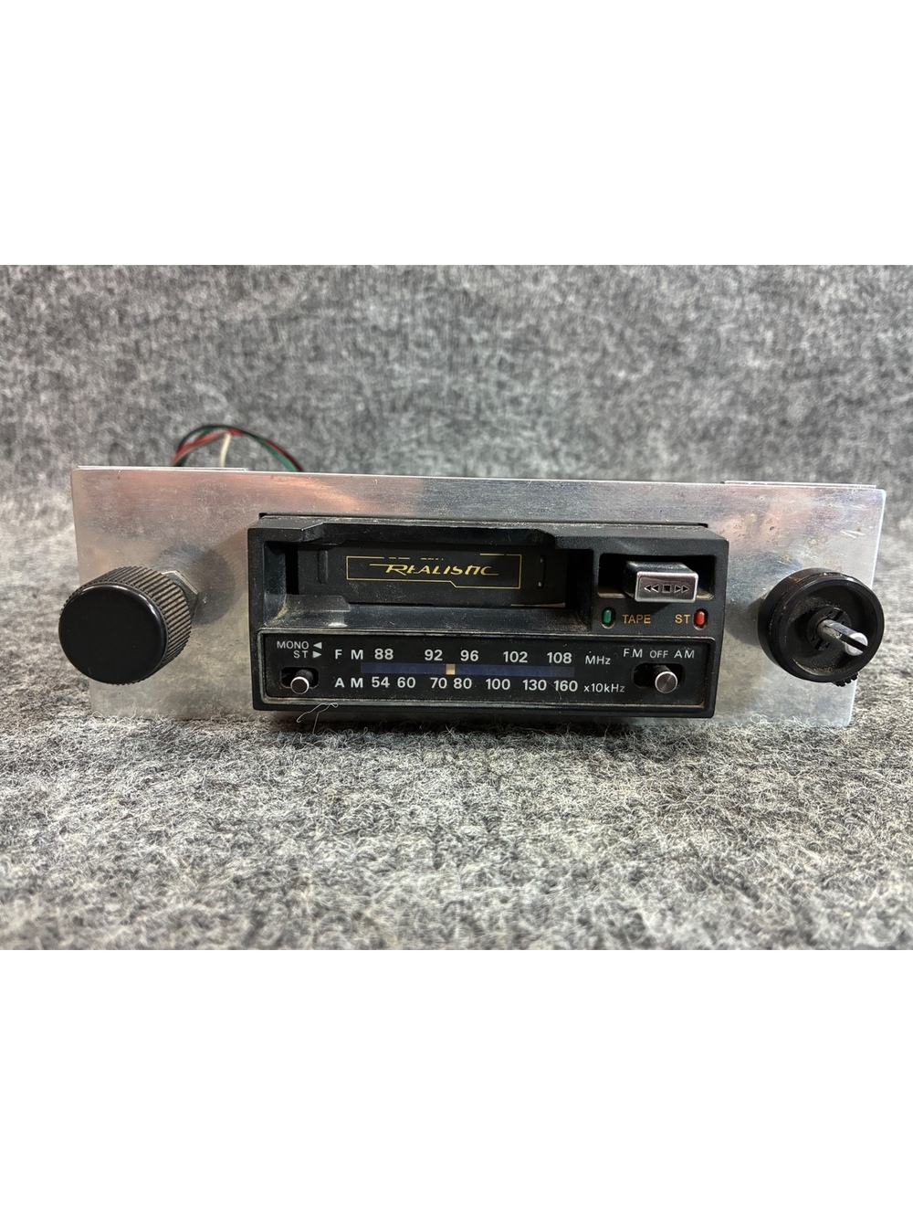 Vintage Realistic Car Cassette Player AM/FM Radio Receiver Untested